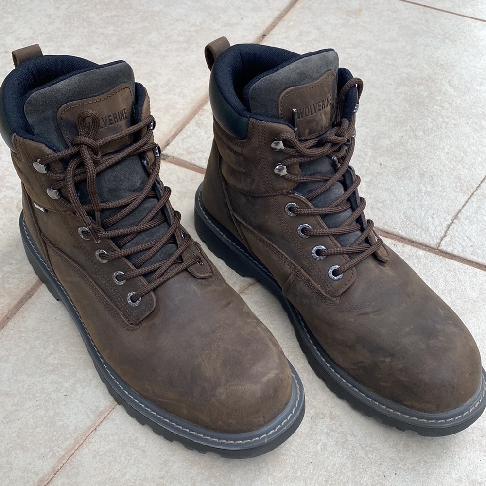 Wolverine High Top man’s Boots Leather Waterproof size 12